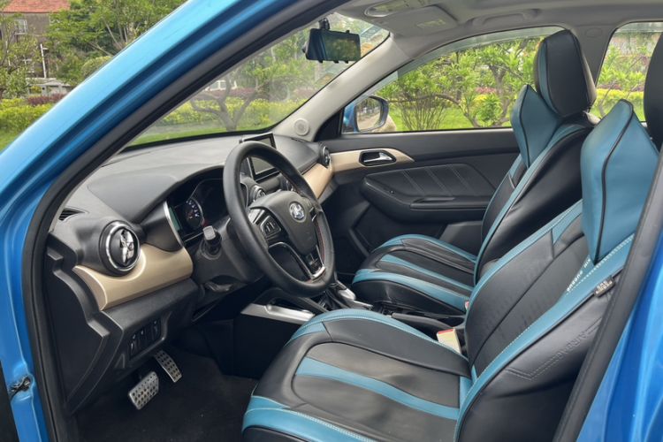 Used BAIC Changhe Q35 2016 1.5L Automatic Cool Edition Interior 2