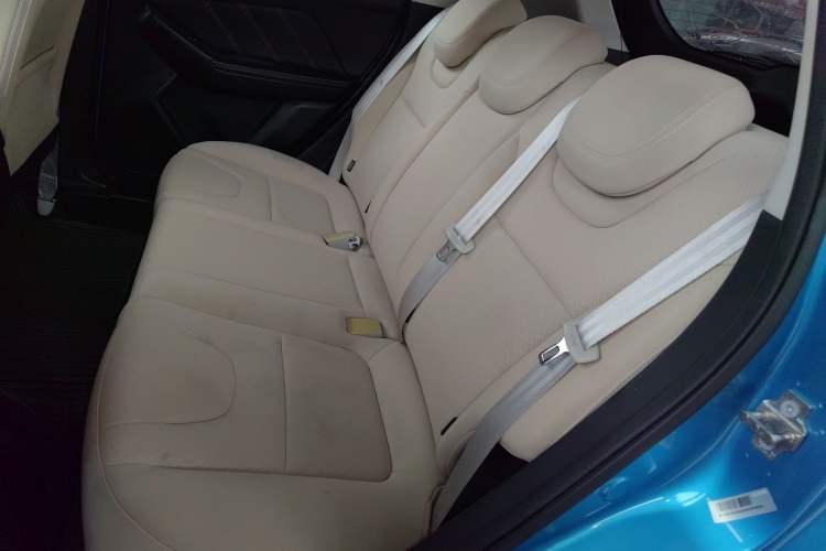 Used BAIC Changhe Q35 2016 1.5L Manual Cool Edition Left Rear Seat