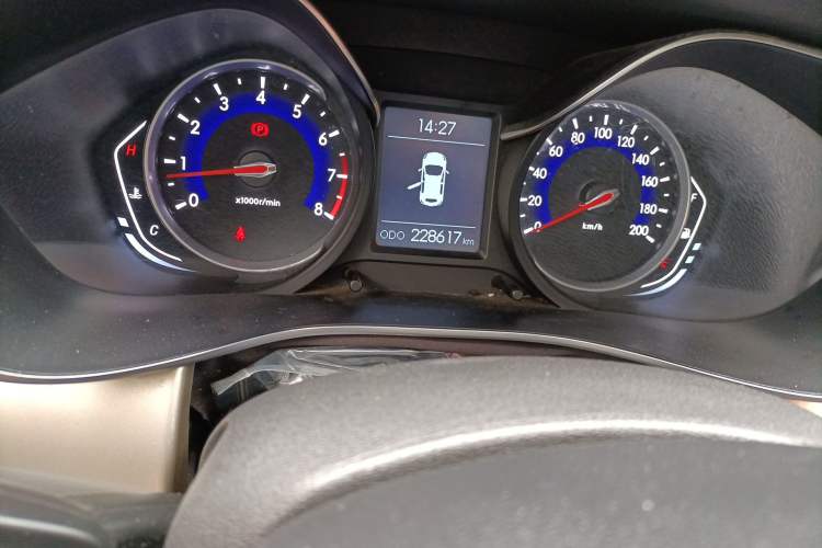 Used BAIC Changhe Q35 2016 1.5L Manual Cool Edition Odometer Close Up