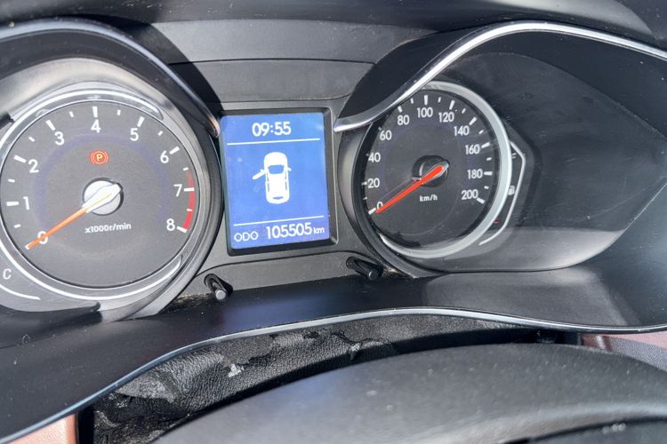 Used BAIC Changhe Q35 2016 1.5L Manual Smart Edition Odometer Close Up