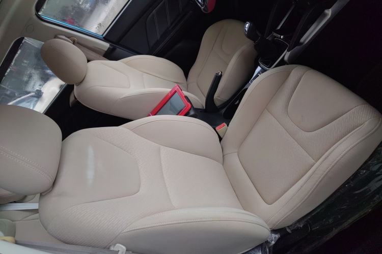 Used BAIC Changhe Q35 2016 1.5L Manual Cool Edition Right Front Seat