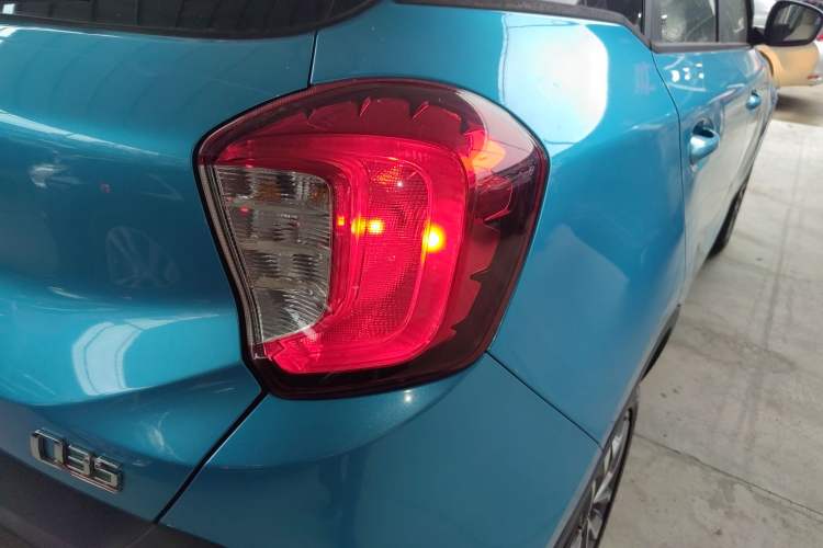 Used BAIC Changhe Q35 2016 1.5L Manual Cool Edition Right Rear Taillight