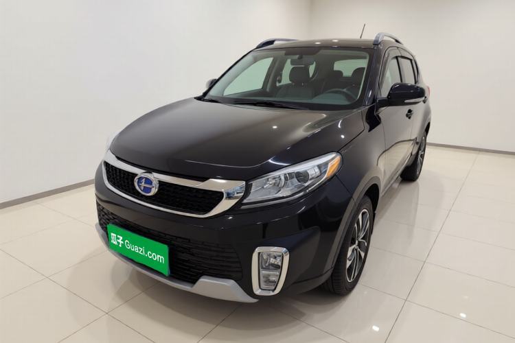 BAIC Changhe Q35 2016 1.5L Manual Smart Edition с пробегом Guazi used car, China used car export, Used car for sale, Used  cars, Cheapest cars for sale