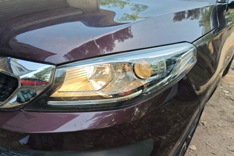 Used BAIC Changhe Q35 2016 1.5L Manual Cool Edition Left Front Headlight