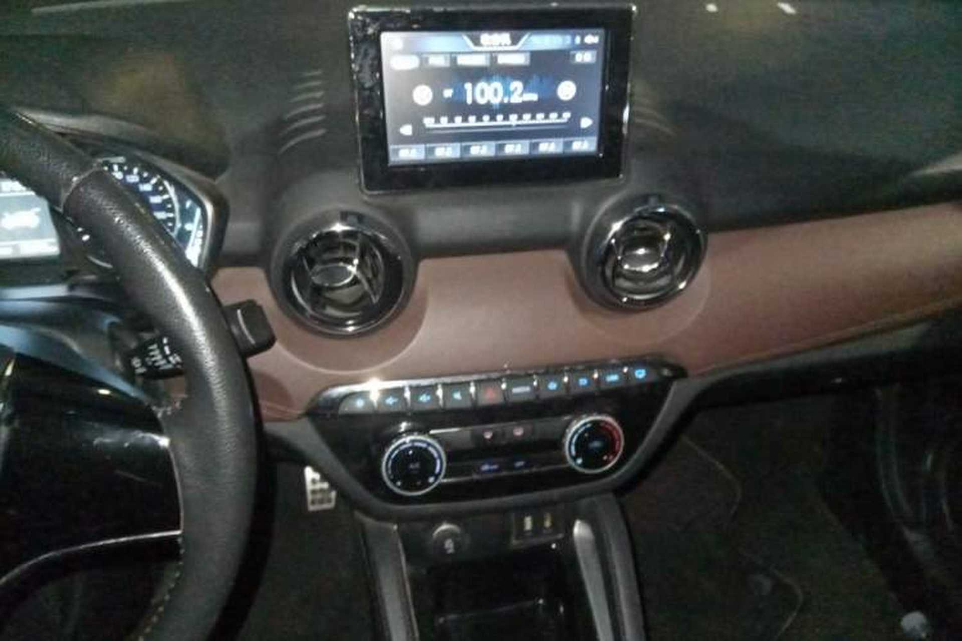 Used BAIC Changhe Q35 2016 1.5L Manual Smart Edition Audio And AC Panel