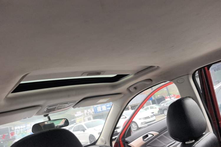 Used BAIC Changhe Q35 2016 1.5L Automatic Smart Edition Headliner