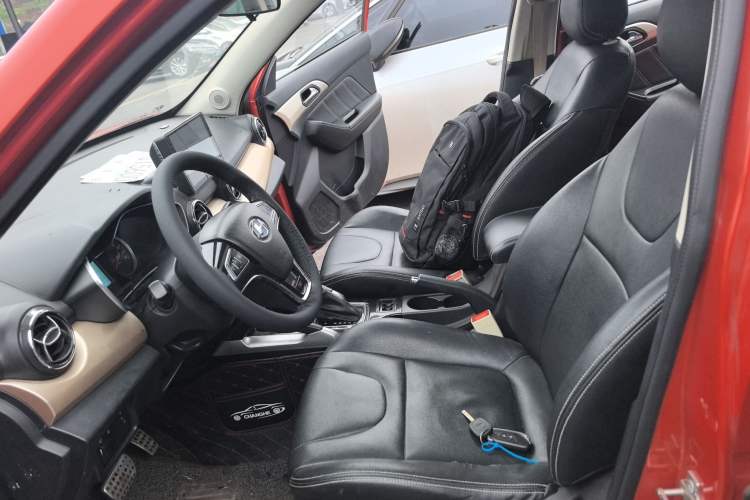 Used BAIC Changhe Q35 2016 1.5L Automatic Smart Edition Left Front Seat