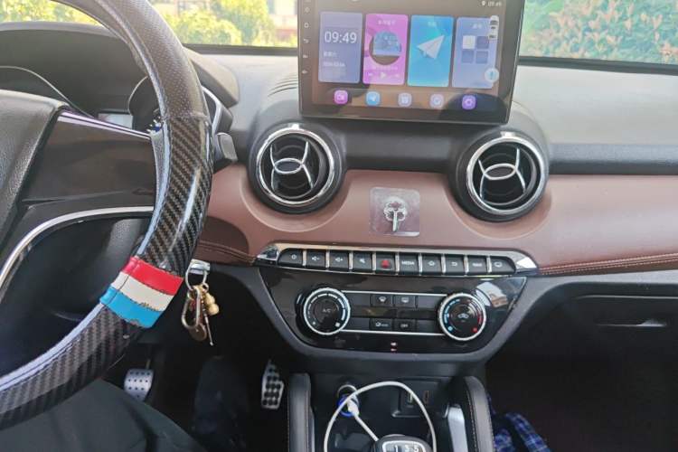 Used BAIC Changhe Q35 2016 1.5L Manual Smart Edition Audio And AC Panel