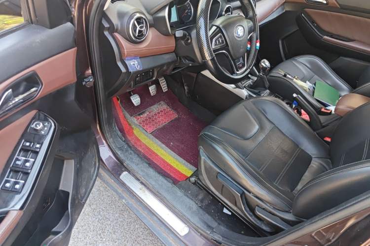Used BAIC Changhe Q35 2016 1.5L Manual Smart Edition Driver Seat