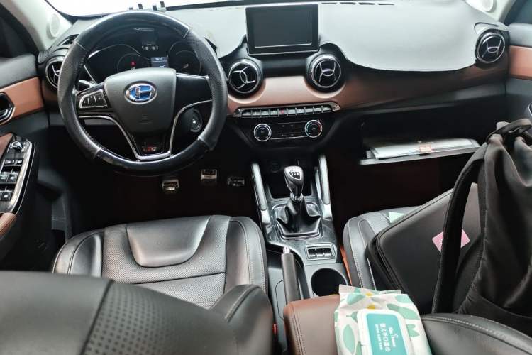 Used BAIC Changhe Q35 2016 1.5L Manual Smart Edition Center Console
