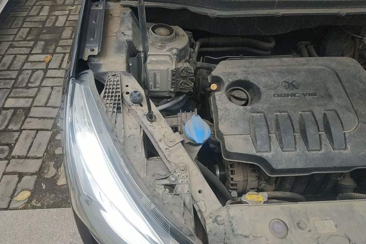 Used BAIC Changhe Q35 2016 1.5L Automatic Smart Edition Engine Bay Right