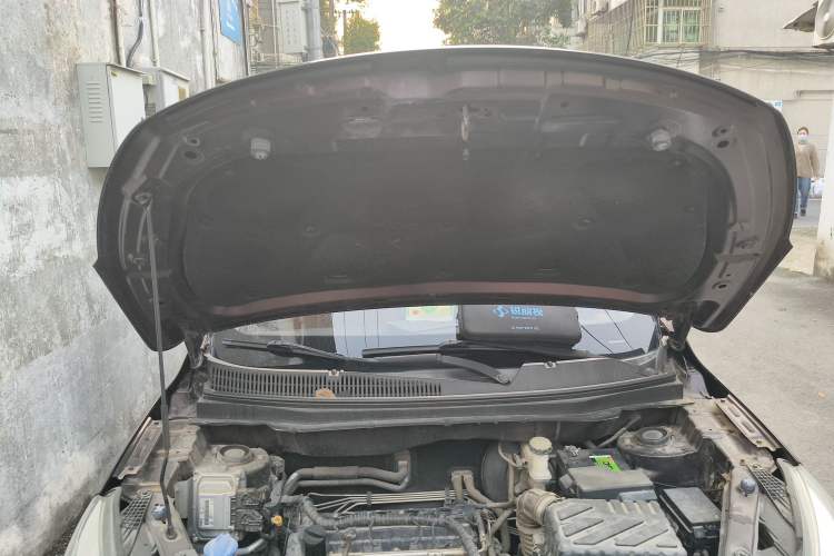 Used BAIC Changhe Q35 2016 1.5L Automatic Cool Edition Engine Bay