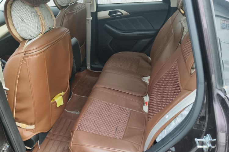 Used BAIC Changhe Q35 2016 1.5L Automatic Cool Edition Left Rear Seat