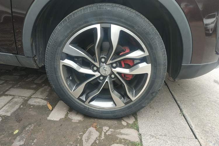 Used BAIC Changhe Q35 2016 1.5L Automatic Smart Edition Right Front Wheel Hub