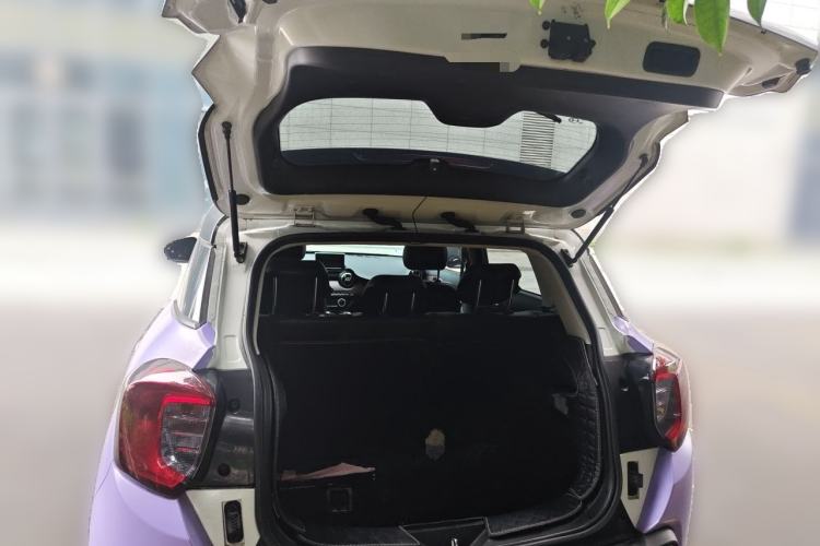 Used BAIC Changhe Q35 2016 1.5L Manual Smart Edition Trunk
