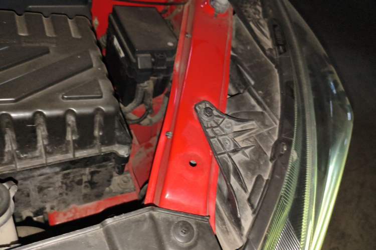 Used BAIC Changhe Q35 2016 1.5L Manual Smart Edition Engine Bay Left