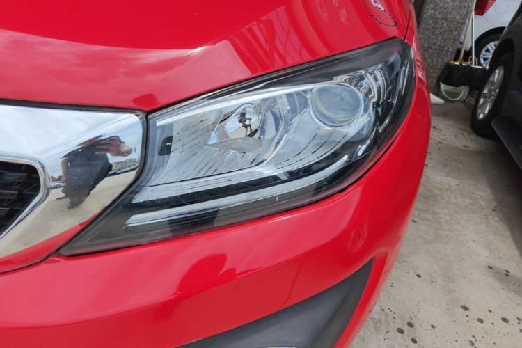 Used BAIC Changhe Q35 2016 1.5L Automatic Smart Edition Left Front Headlight