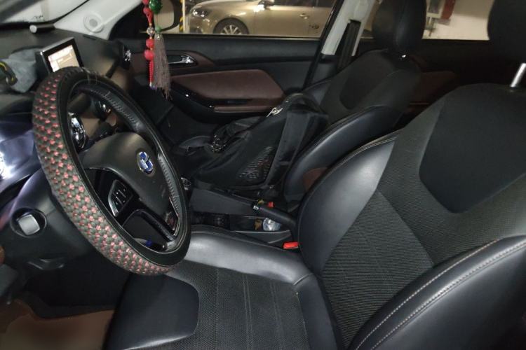 Used BAIC Changhe Q35 2016 1.5L Manual Smart Edition Left Front Seat