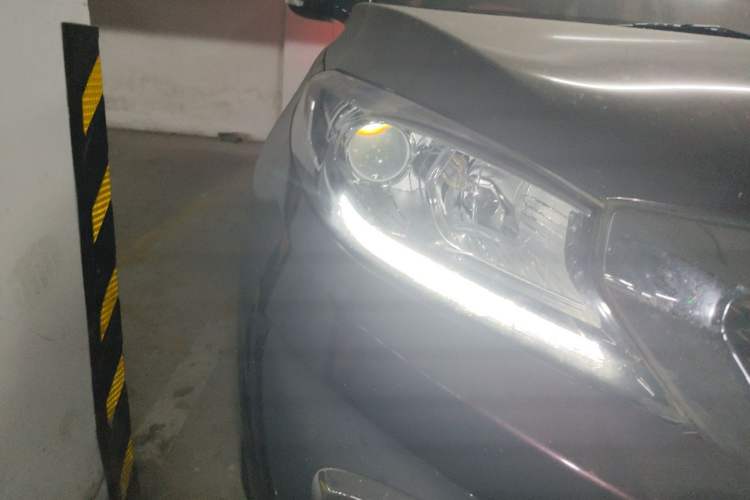 Used BAIC Changhe Q35 2016 1.5L Manual Smart Edition Right Front Headlight