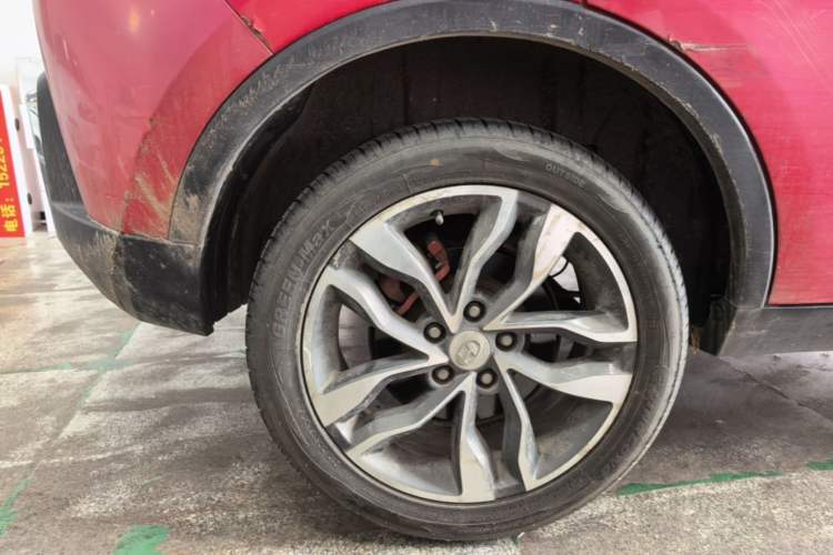 Used BAIC Changhe Q35 2016 1.5L Automatic Smart Edition Right Rear Wheel Hub