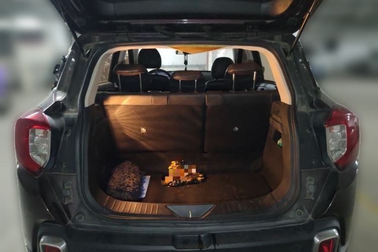 Used BAIC Changhe Q35 2016 1.5L Manual Smart Edition Trunk