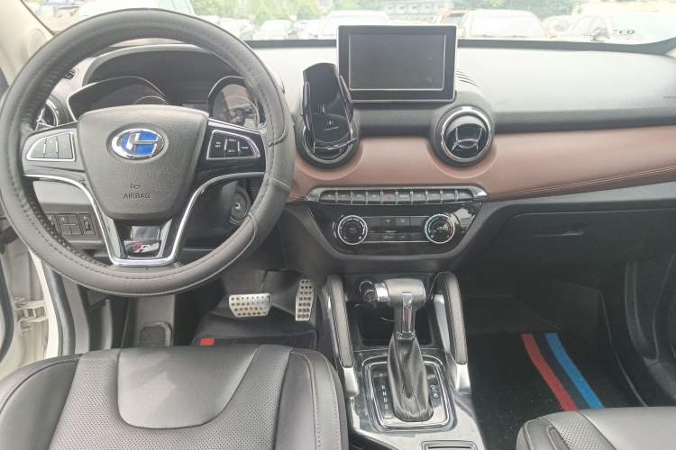Used BAIC Changhe Q35 2016 1.5L Automatic Smart Edition Audio And AC Panel