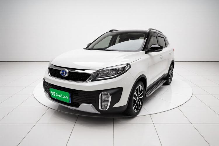 Used BAIC Changhe Q35 2016 1.5L Automatic Cool Edition Guazi used car, China used car export, Used car for sale, Used cars, Cheapest cars for sale