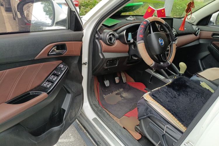 Used BAIC Changhe Q35 2016 1.5L Manual Smart Edition Driver Seat