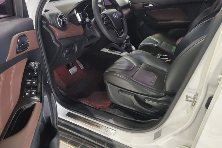 Used BAIC Changhe Q35 2016 1.5L Automatic Smart Edition Driver Seat