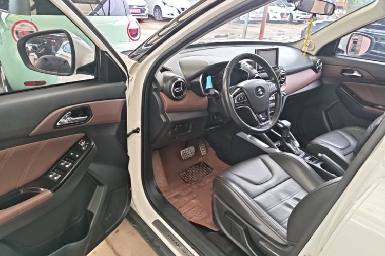 Used BAIC Changhe Q35 2016 1.5L Automatic Smart Edition Driver Seat