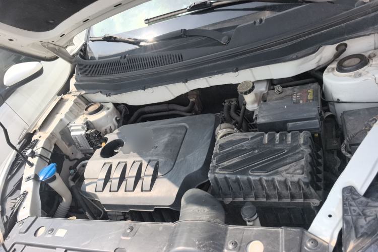 Used BAIC Changhe Q35 2016 1.5L Manual Smart Edition Engine Bay