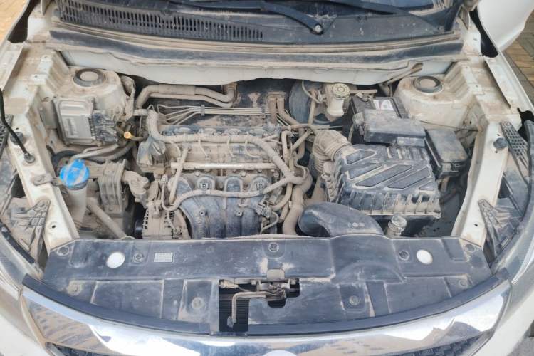 Used BAIC Changhe Q35 2016 1.5L Manual Smart Edition Engine Bay