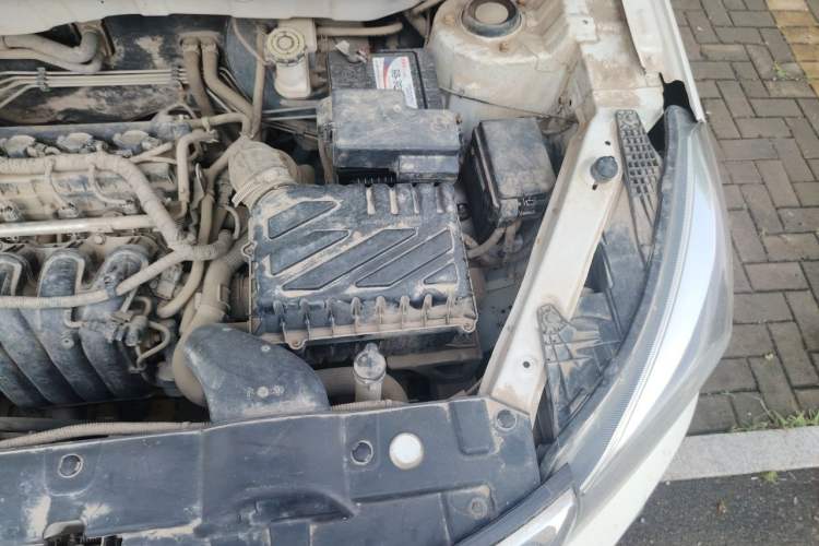 Used BAIC Changhe Q35 2016 1.5L Manual Smart Edition Engine Bay Left
