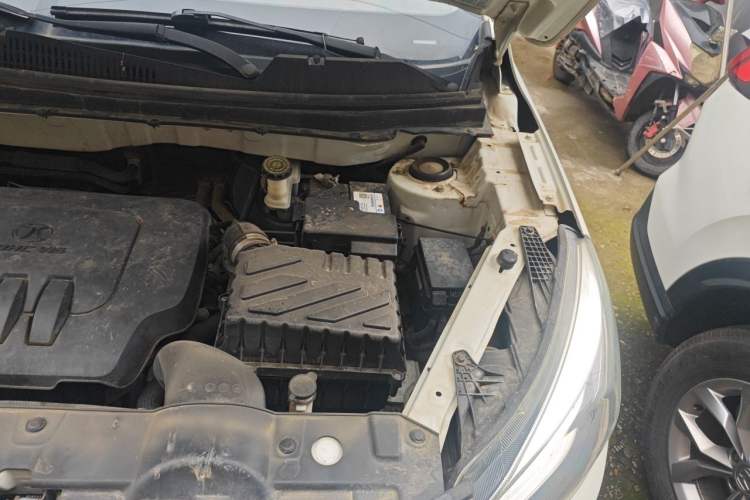 Used BAIC Changhe Q35 2016 1.5L Automatic Smart Edition Engine Bay Left