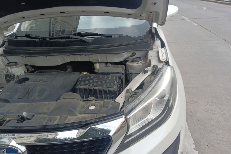 Used BAIC Changhe Q35 2016 1.5L Manual Smart Edition Engine Bay Left