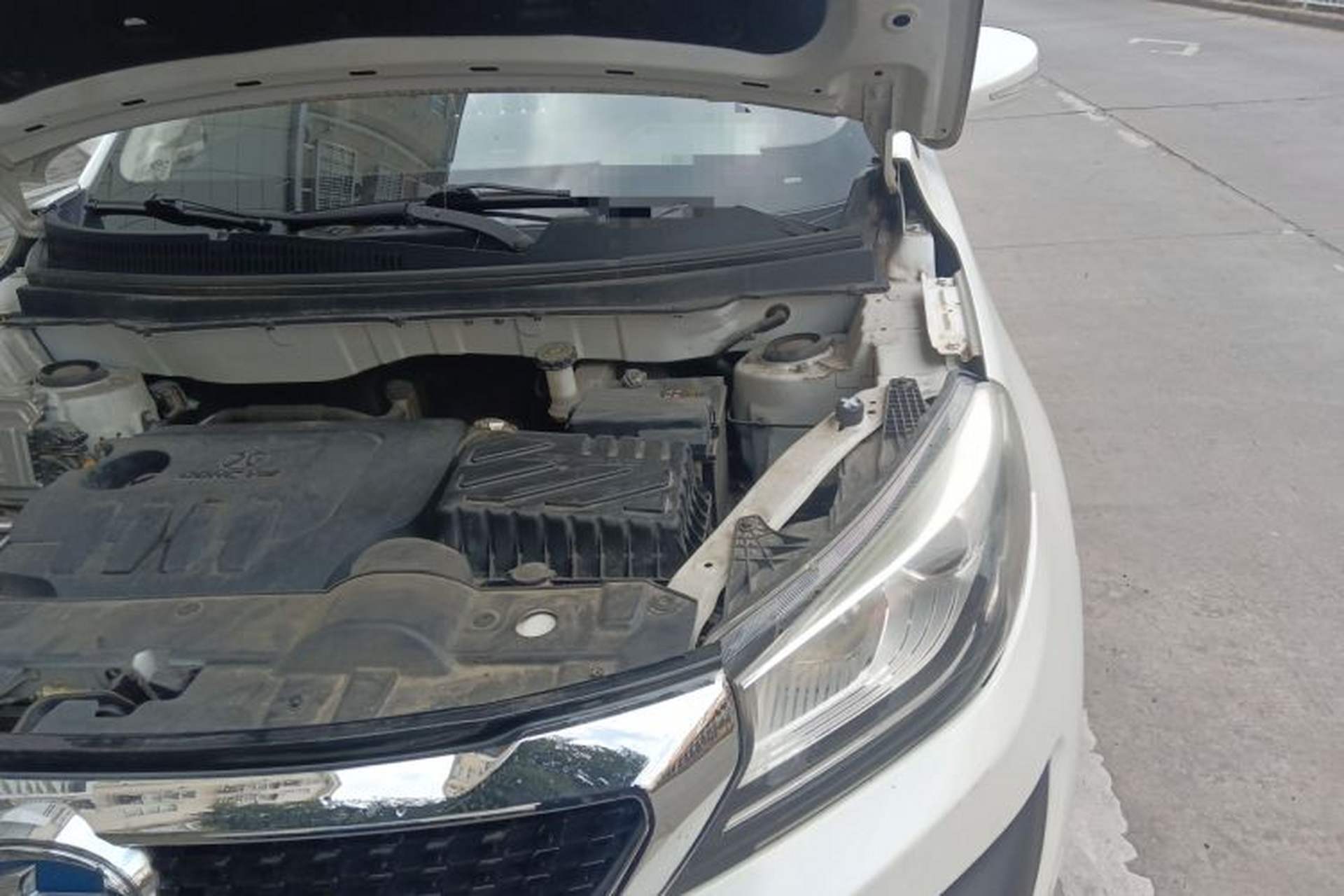 Used BAIC Changhe Q35 2016 1.5L Manual Smart Edition Engine Bay Left