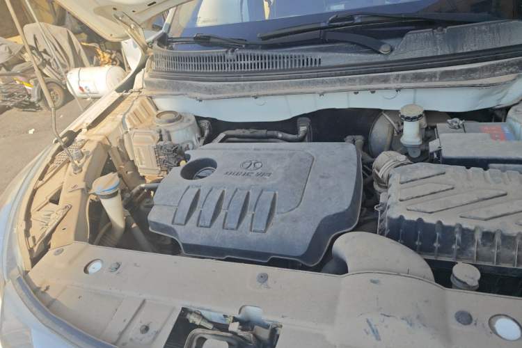 Used BAIC Changhe Q35 2016 1.5L Manual Smart Edition Engine Bay Right