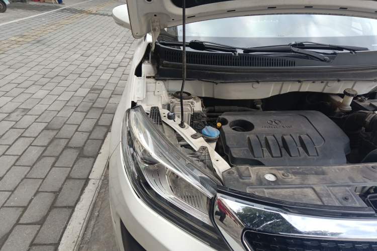 Used BAIC Changhe Q35 2016 1.5L Manual Smart Edition Engine Bay Right