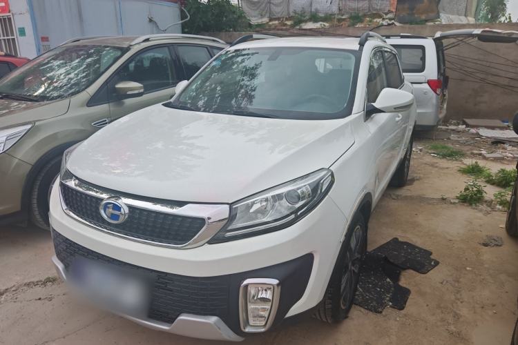 Used BAIC Changhe Q35 2016 1.5L Automatic Smart Edition Exterior 6