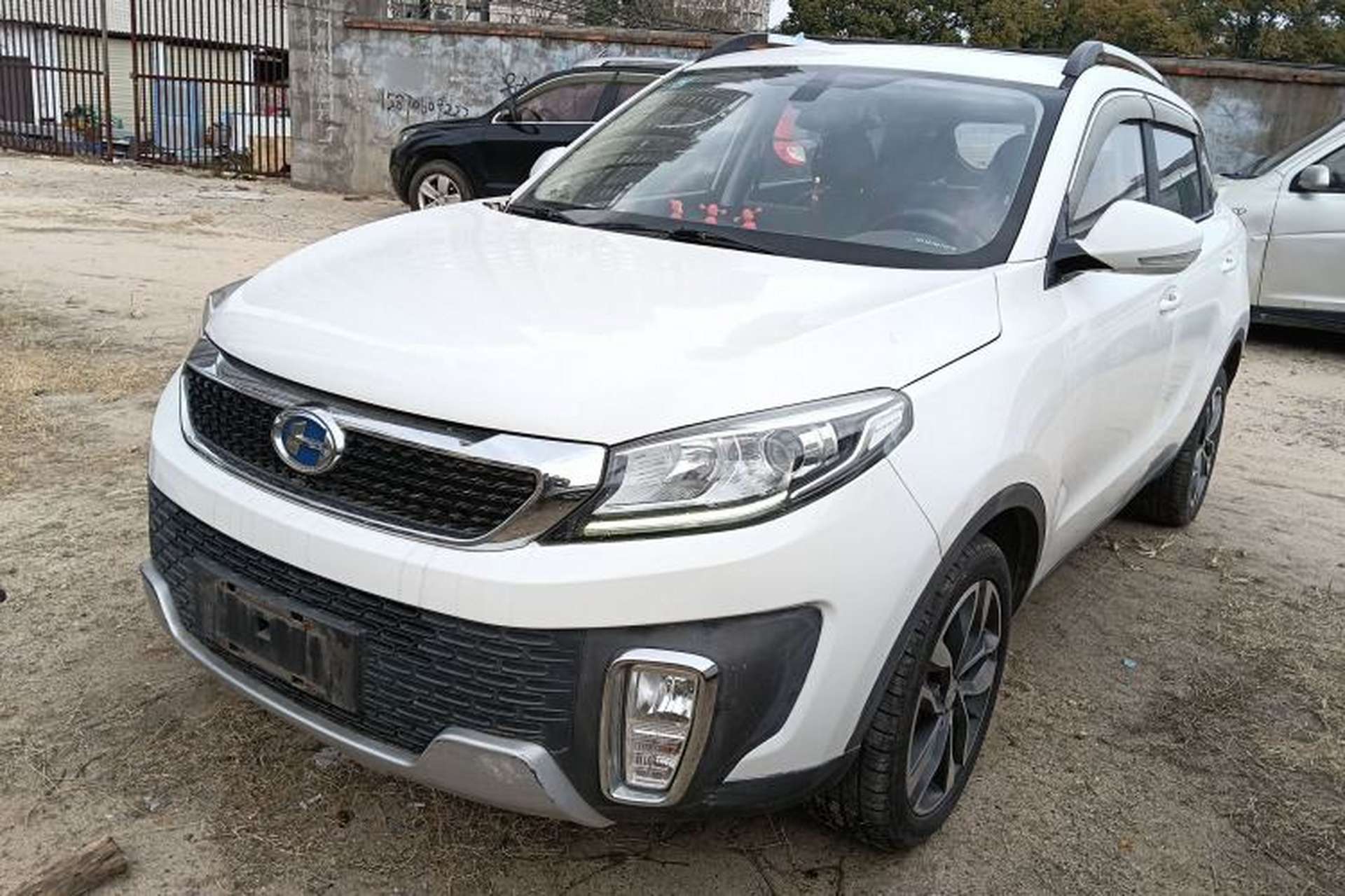 Used BAIC Changhe Q35 2016 1.5L Manual Smart Edition Front Left 45 Deg