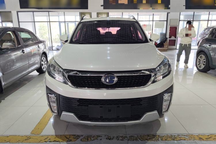 Used BAIC Changhe Q35 2016 1.5L Automatic Smart Edition Front