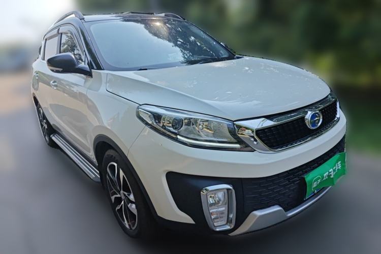 Used BAIC Changhe Q35 2016 1.5L Automatic Cool Edition Front Right 45 Deg