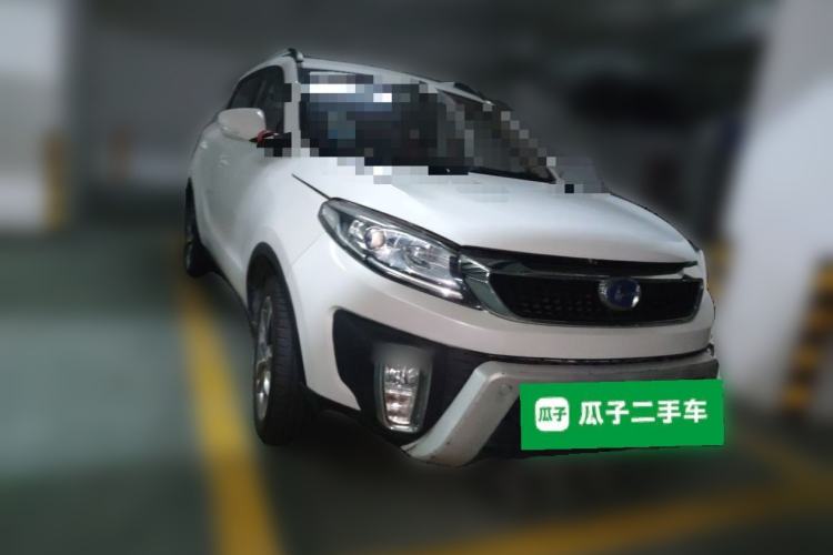 Used BAIC Changhe Q35 2016 1.5L Automatic Smart Edition Front Right 45 Deg