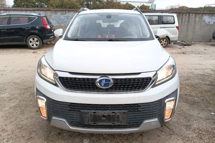 Used BAIC Changhe Q35 2016 1.5L Manual Smart Edition Front
