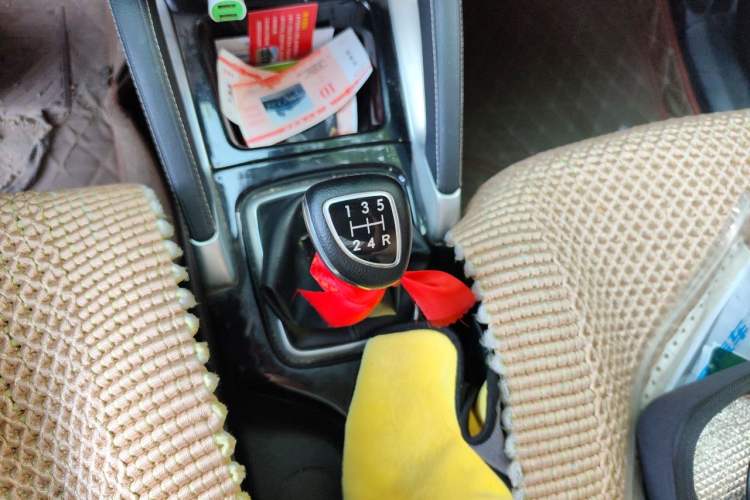 Used BAIC Changhe Q35 2016 1.5L Manual Cool Edition Gear Lever