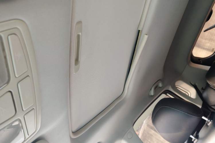 Used BAIC Changhe Q35 2016 1.5L Automatic Smart Edition Headliner