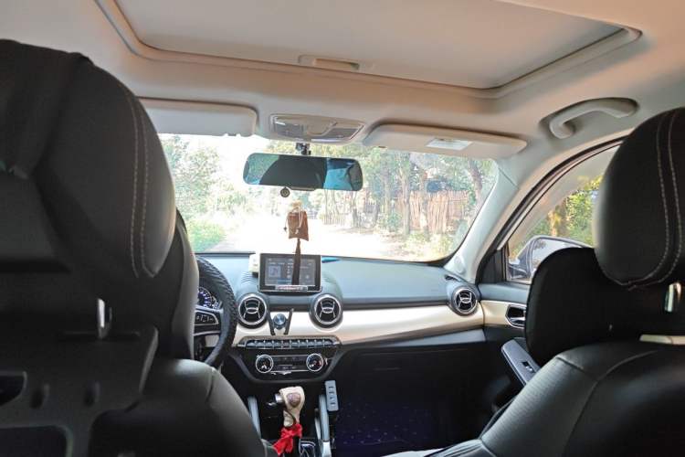 Used BAIC Changhe Q35 2016 1.5L Automatic Cool Edition Headliner