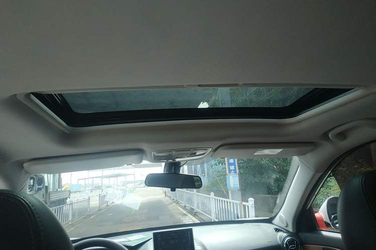 Used BAIC Changhe Q35 2016 1.5L Automatic Smart Edition Headliner