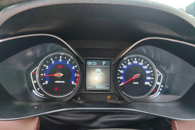 Used BAIC Changhe Q35 2016 1.5L Automatic Smart Edition Instrument Cluster