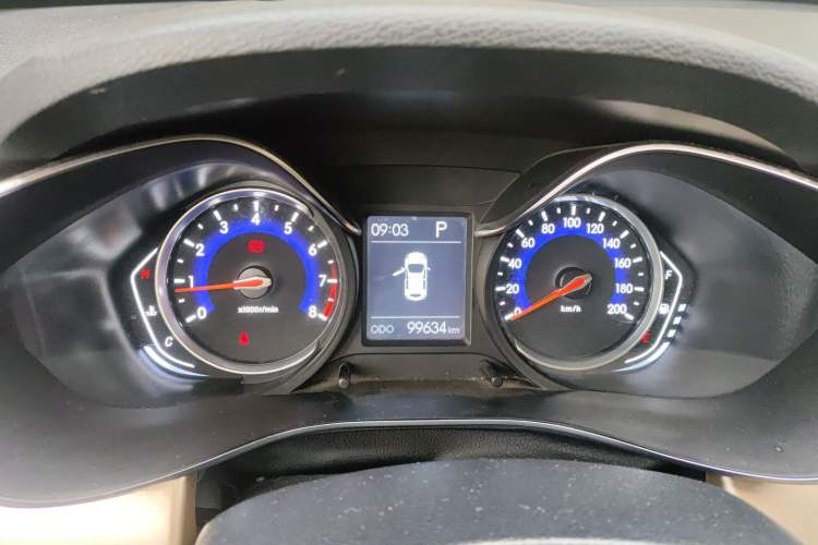 Used BAIC Changhe Q35 2016 1.5L Automatic Cool Edition Instrument Cluster